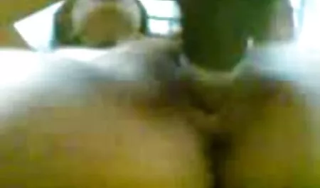 Cô gái tóc vàng cố gắng để jav phim sex nhat ban làm cho một deep throat