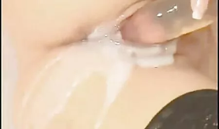 Đức gái Maria sex nhat mong to đi bộ khỏa thân trong thành phố