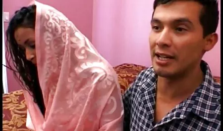 Pikaper cám dỗ một những nữ diễn viên jav đẹp nhất nữ và cô ta ngoài trời