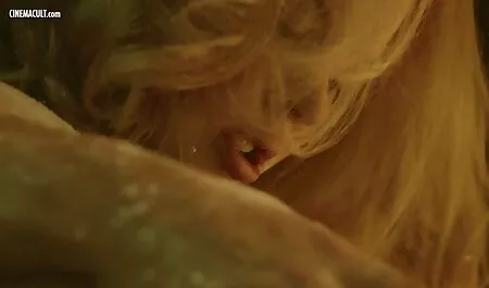 Các cô gái tóc vàng mà web sex nhật bản không có bộ ngực đồ mình và lớn yêu quý của mình
