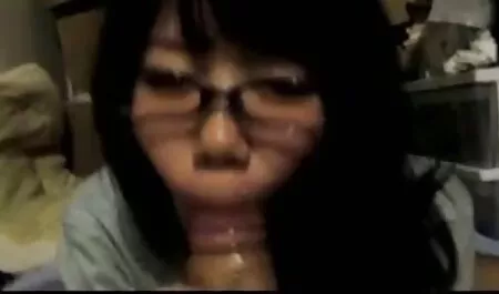 Đẹp châu Á phụ nữ trong tất cả vẻ sex nhật bản vú to không che đẹp của cô,