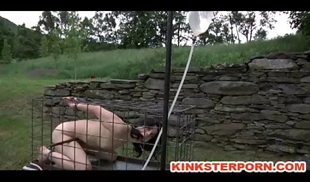 Một cô gái cô gái các trang sex nhật trẻ trong một khách sạn