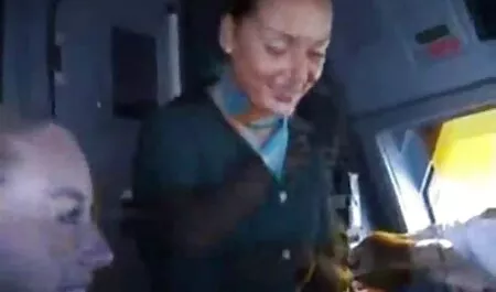 Các chó vua sex nhat bị trói và một dương vật, đưa vào trong âm đạo