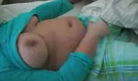Shane và Seymour thư giãn trong bồn tắm nóng phim sex gái xinh nhật bản ko che sau khi làm việc