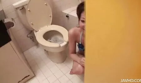Slim, da đen sex gai xinh moi nhat ngón tay khiêu dâm