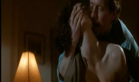 Babe vuốt sex hd nhat ve mình, em bé trong thiên nhiên