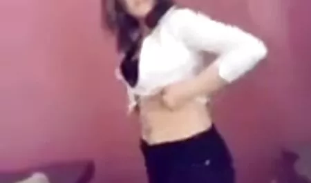 Gái điếm phim sex cap nhat ở nó ở trong đít và rên rỉ như một trinh nữ